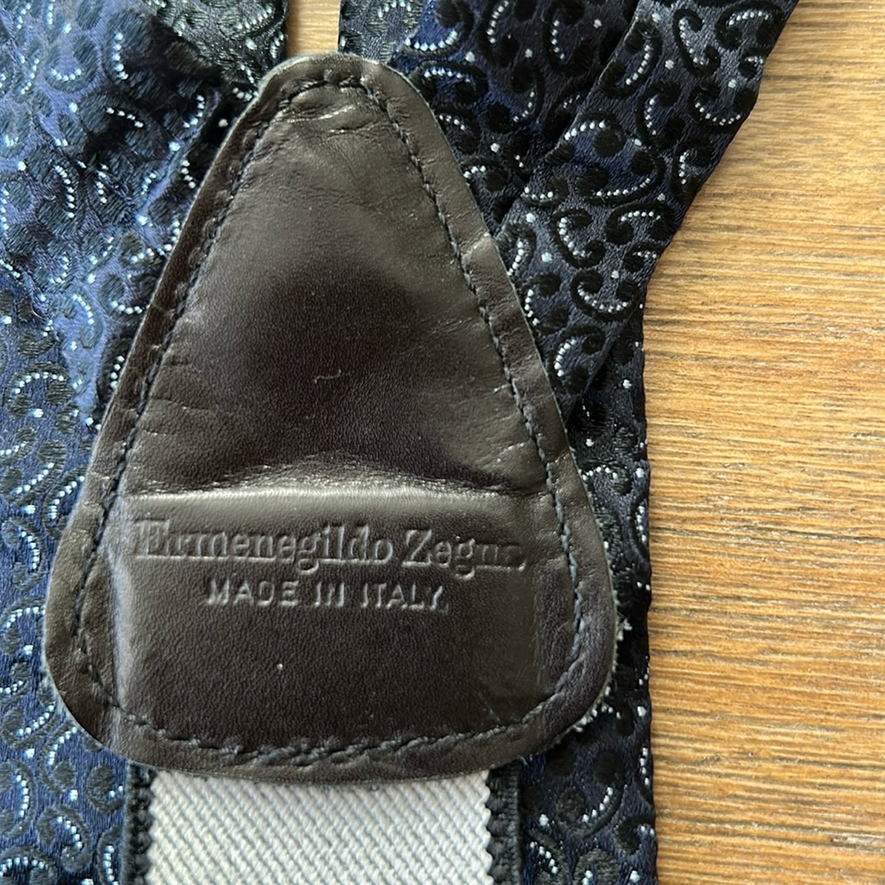 Beautiful Zenga Suspenders